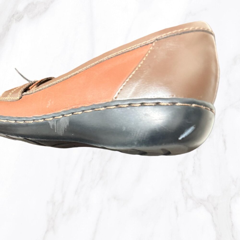 Clarks‎ Collection Women's Brown Tasseled Comfort Loafers, Size 8.5 - Picture 8 of 10